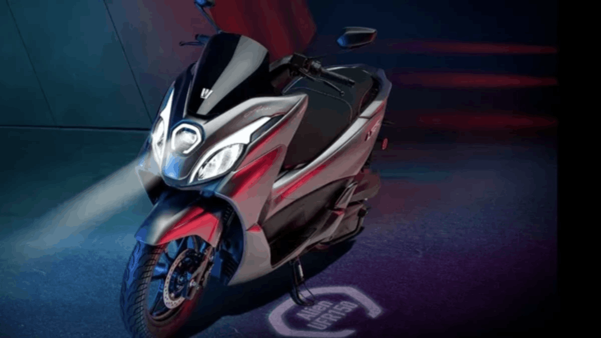 Skutik bongsor Suzuki terbaru