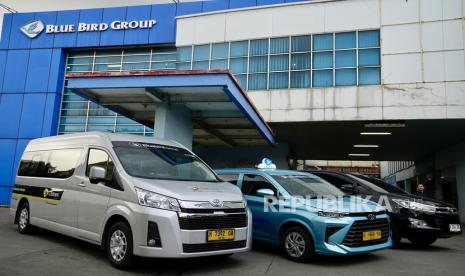 blue bird mpv Blue Bird Mpv: Blue Bird Kini 100 Persen Pakai MPV, Peluang… blue bird mpv - ilustrasi berita Blue Bird Mpv: Blue Bird Kini 100 Persen Pakai MPV, Peluang Gunakan Hybrid untuk…