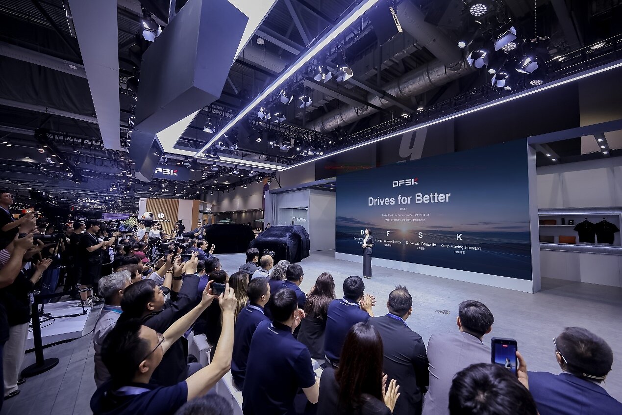 e5 plus setir kanan Resmi Debutkan E5 PLUS Setir Kanan di Hong Kong, DFSK… e5 plus setir kanan - ilustrasi berita Resmi Debutkan E5 PLUS Setir Kanan di Hong Kong, DFSK Percepat Ekspansi Global