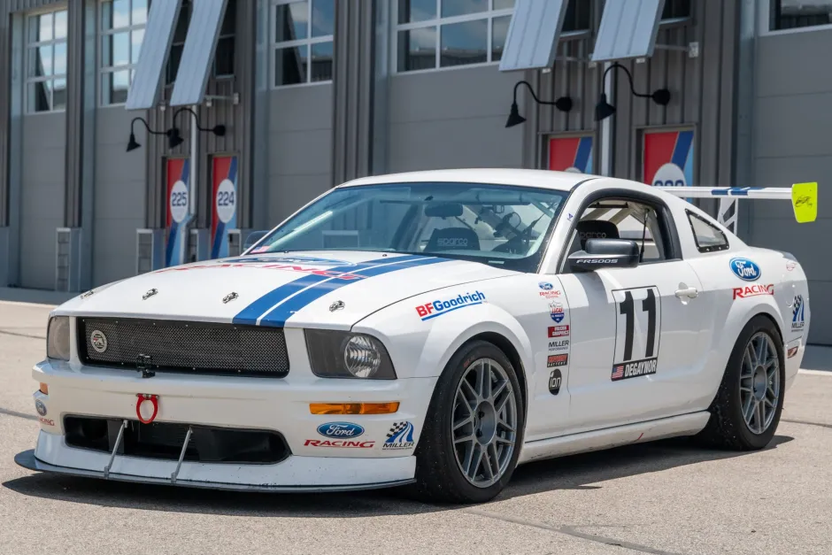 ford mustang fr500s 2008 Ford Mustang FR500S, Mobil Balap Track-Only… ford mustang fr500s - ilustrasi berita 2008 Ford Mustang FR500S, Mobil Balap Track-Only Ditawarkan di Michigan