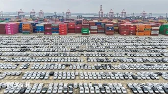 larangan perangkat lunak - ilustrasi berita Larangan perangkat lunak AS Bikin Susah Banyak Produsen Mobil