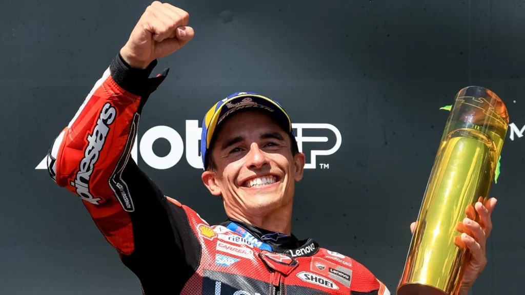 operasi remontada - ilustrasi berita Dari Rumah Sakit ke Perebutan Gelar: Márquez Aktifkan Operasi Remontada