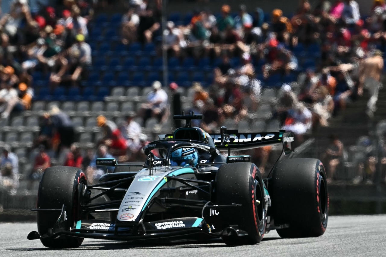 russell pole austria Russell pole Austria: Snatches controversial pole setelah… russell pole austria - ilustrasi berita Russell pole Austria: Snatches controversial pole setelah kecelakaan Verstappen
