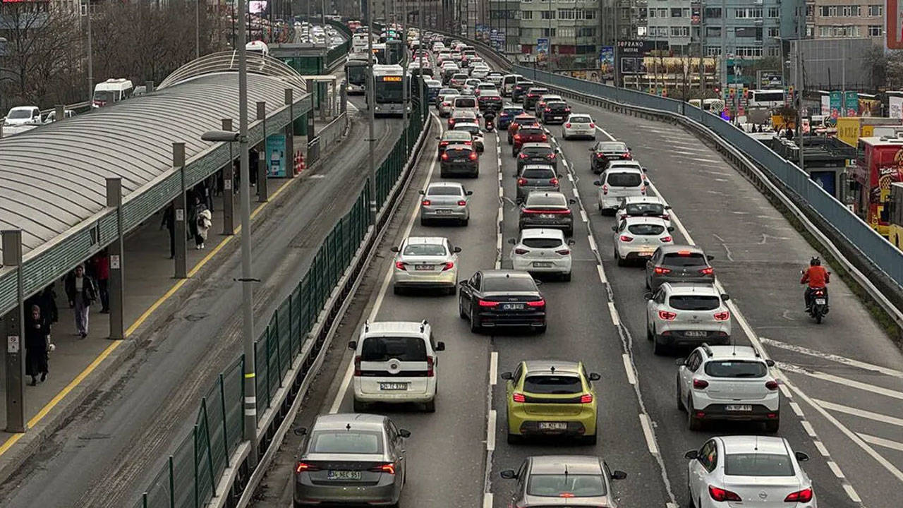 eds kad k y Eds Kad K Y: UKOME Putuskan Pemasangan EDS Kadıköy dan Perubahan… eds kad k y - ilustrasi berita Eds Kad K Y: UKOME Putuskan Pemasangan EDS Kadıköy dan Perubahan Rute Bus serta Aturan…