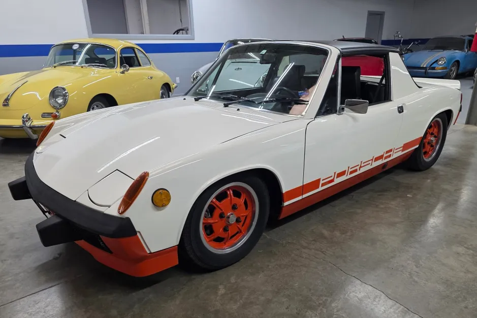 porsche 914 - ilustrasi berita 1974 Porsche 914 LE 2.0, Limited Edition 'Creamsicle' dengan Mesin Flat‑Four
