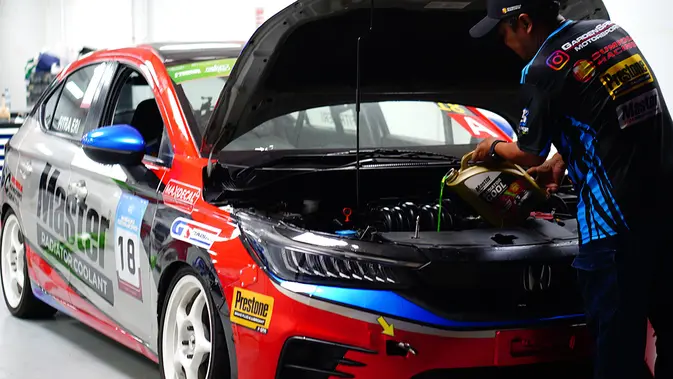radiator coolant - ilustrasi berita Radiator Coolant Ini Dikembangkan dari Ajang Balap Mobil