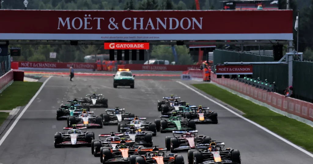 verstappen polepositions - ilustrasi berita Verstappen polepositions: Mengapa ia 'kehilangan' tiga pole di GP Belgia