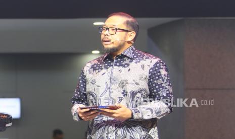 suzuki fronx - ilustrasi berita Suzuki Target Pertahankan Pangsa Pasar Suzuki Fronx di Tengah Gempuran Merek Baru